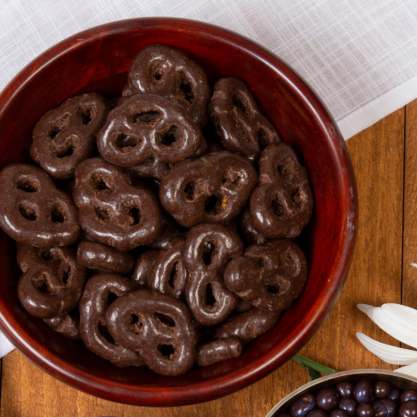 Milk Chocolate Covered Pretzels 500g